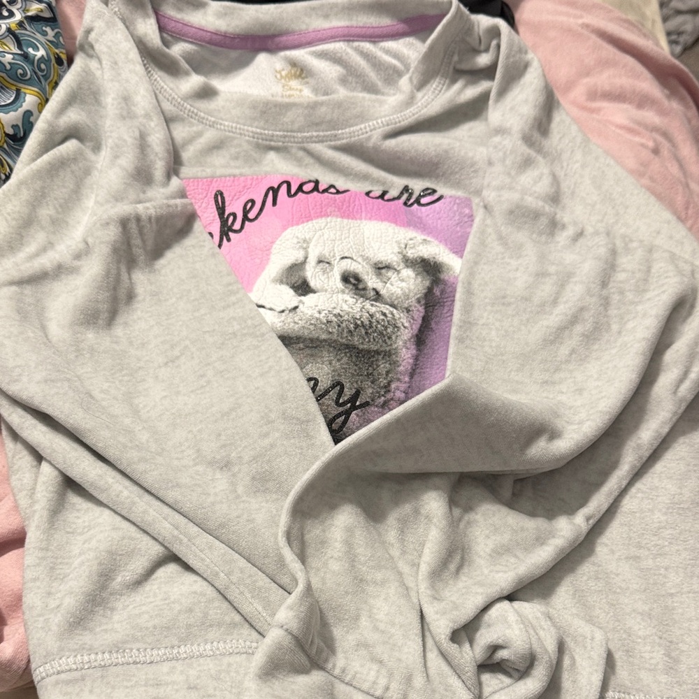 Cozy Gray Graphic Sweatshirt with Pink Accent- size Youth Large
